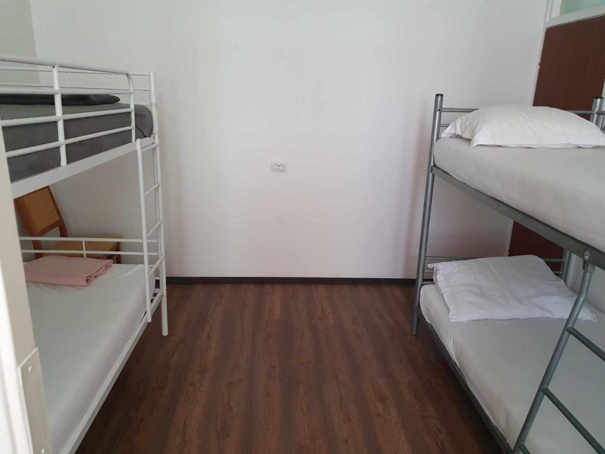 Hôtel Klaus à Split Extérieur photo